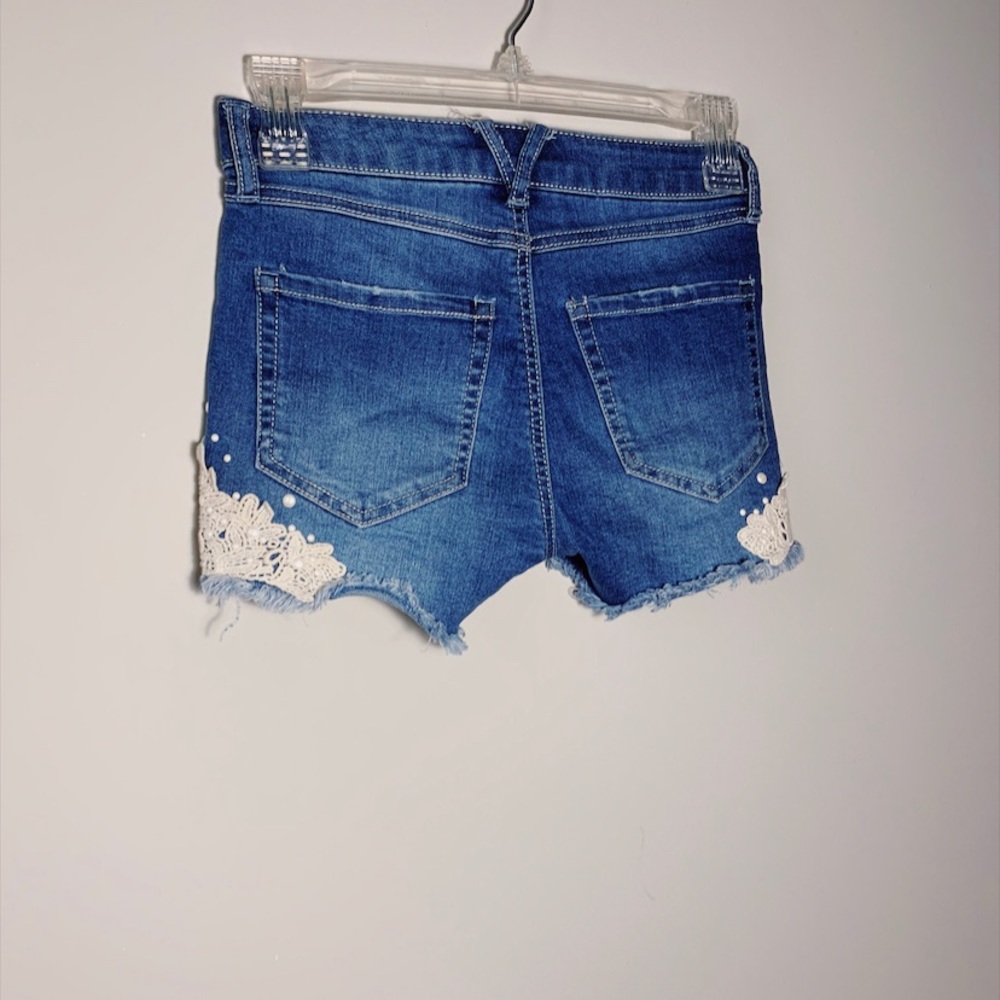 laced denim shorts!!